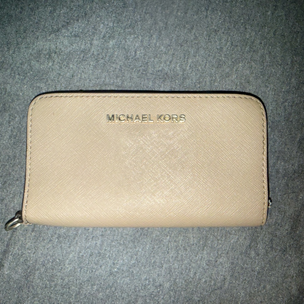 Michael Kors Beige Wallet